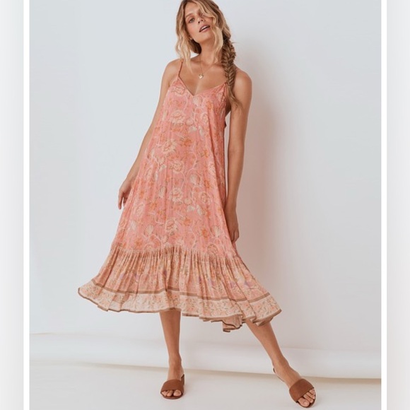 Spell Dresses & Skirts - SPELL & The Gypsy Collective, Seashell Strappy MIDI Dress Small